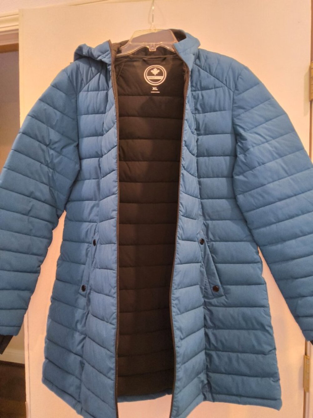 Halitech Winter Coat - Picture 2 of 2